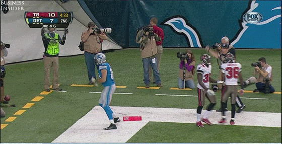 joseph-fauria-is-celebrating-touchdowns-again-in-his-own-special-way.gif