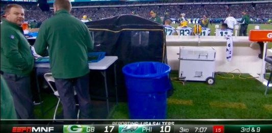  Rodgers Enters Mysterious Tent On Sideline, ReAppears Minutes Later