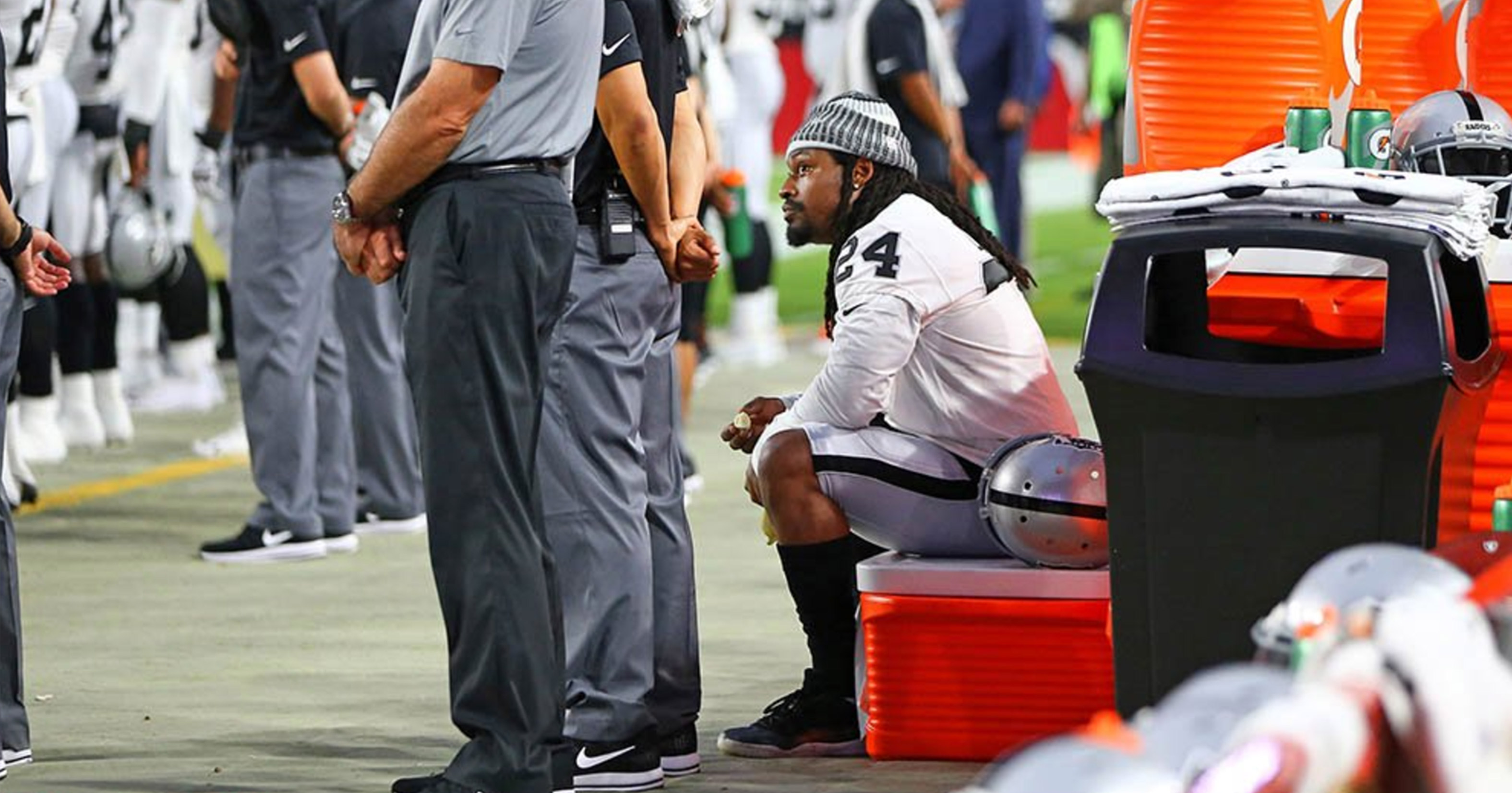 Raiders RB Marshawn Lynch Refuses To Stand During Playing Of The National Anthem