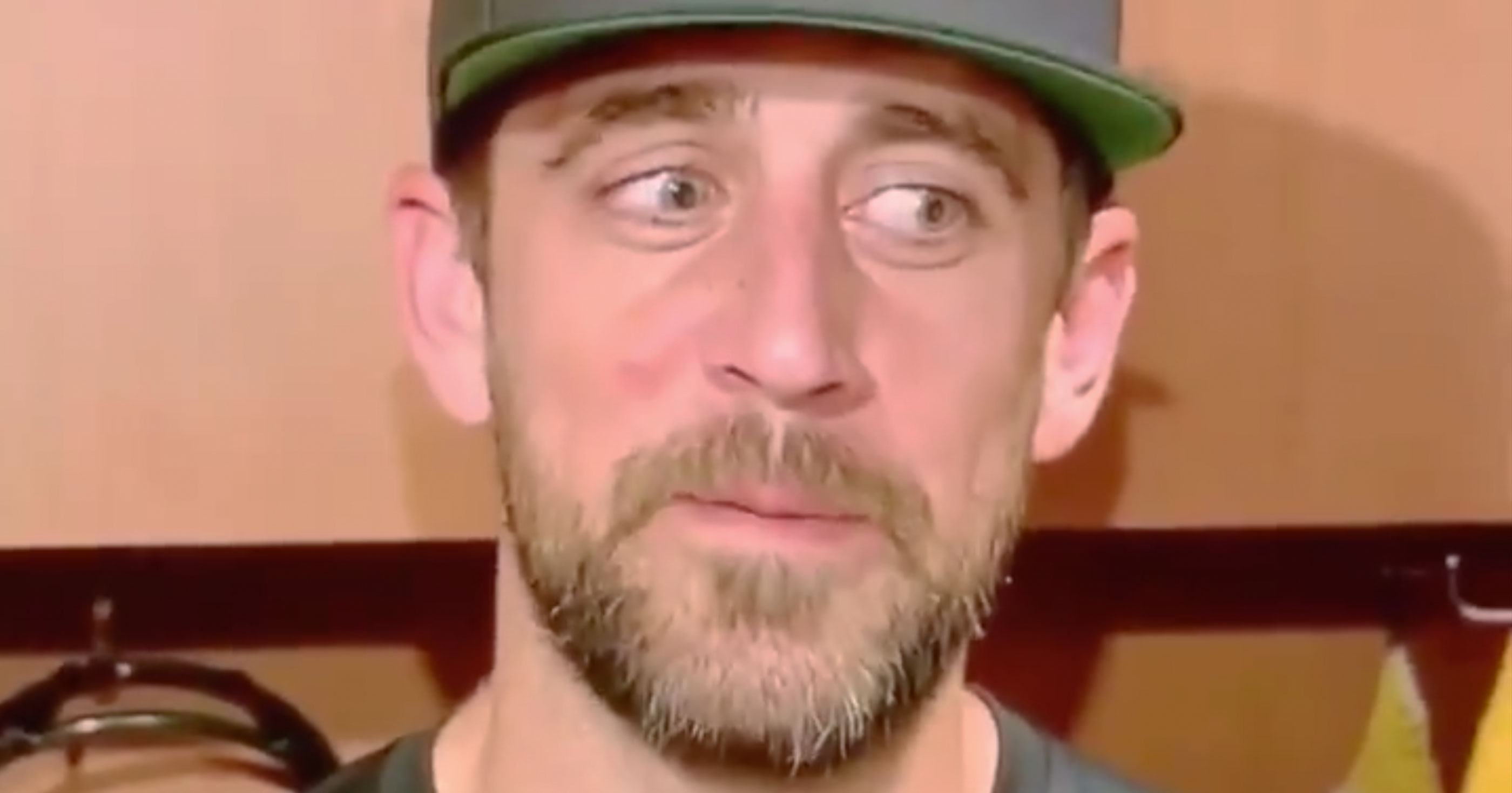 aaron-rodgers-on-other-qbs-out-chugging-him-finally-a-talent-they-re