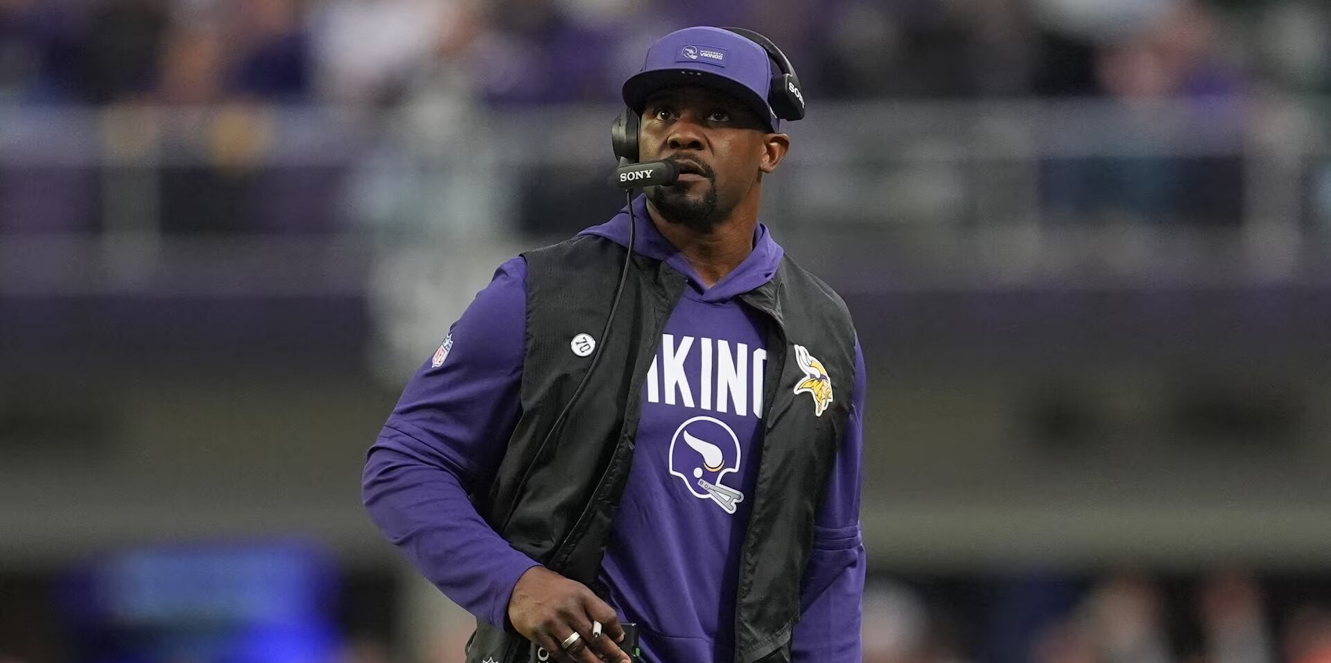 Vikings Sign Defensive Coordinator Brian Flores To A Contract Extension