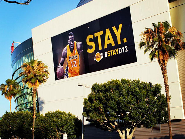 Straight-to-the-point.-Photo-via-@Lakers