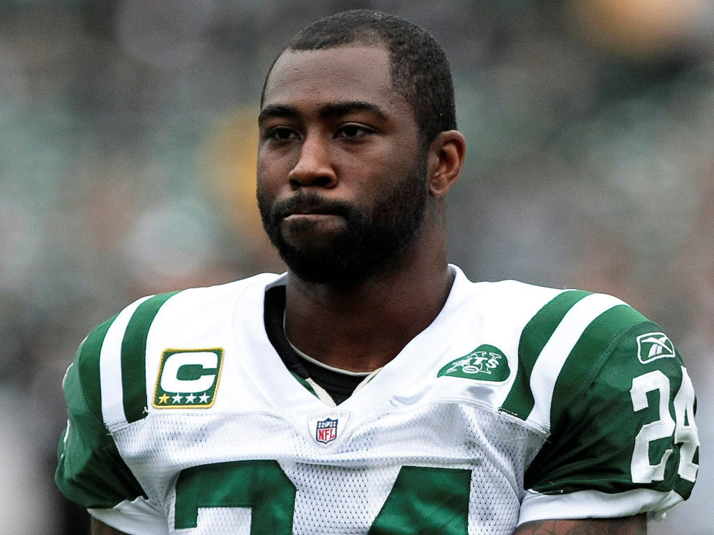 Sep 25, 2011; Oakland, CA, USA; New York Jets cornerback Darrelle Revis (24) warms up before the game against the Oakland Raiders at O.co Coliseum. Mandatory Credit: Kelley L Cox-US PRESSWIRE