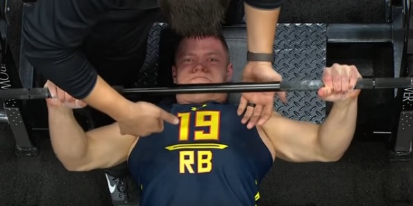 Watch Stanford RB Christian McCaffrey Struggle To Do 10 Bench Press ...