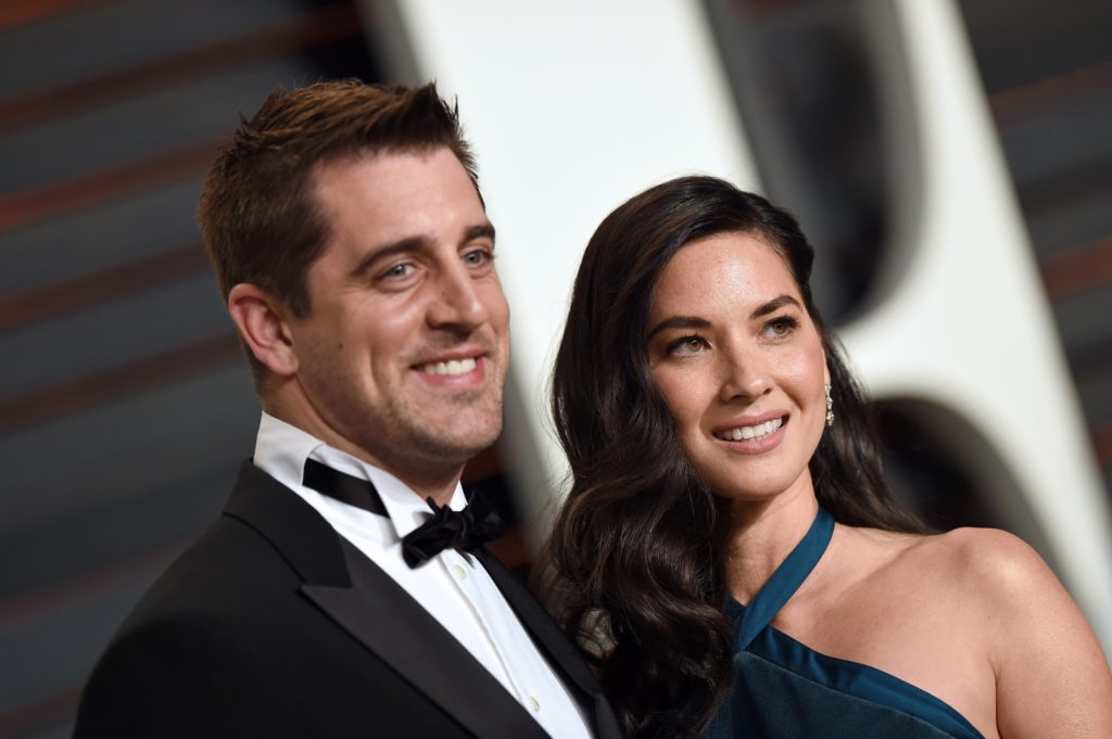 BEVERLY HILLS, CA - FEBRUARY 22: Professional football player Aaron Rodgers and actress Olivia Munn arrive at the 2015 Vanity Fair Oscar Party Hosted By Graydon Carter at Wallis Annenberg Center for the Performing Arts on February 22, 2015 in Beverly Hills, California. (Photo by Axelle/Bauer-Griffin/FilmMagic)