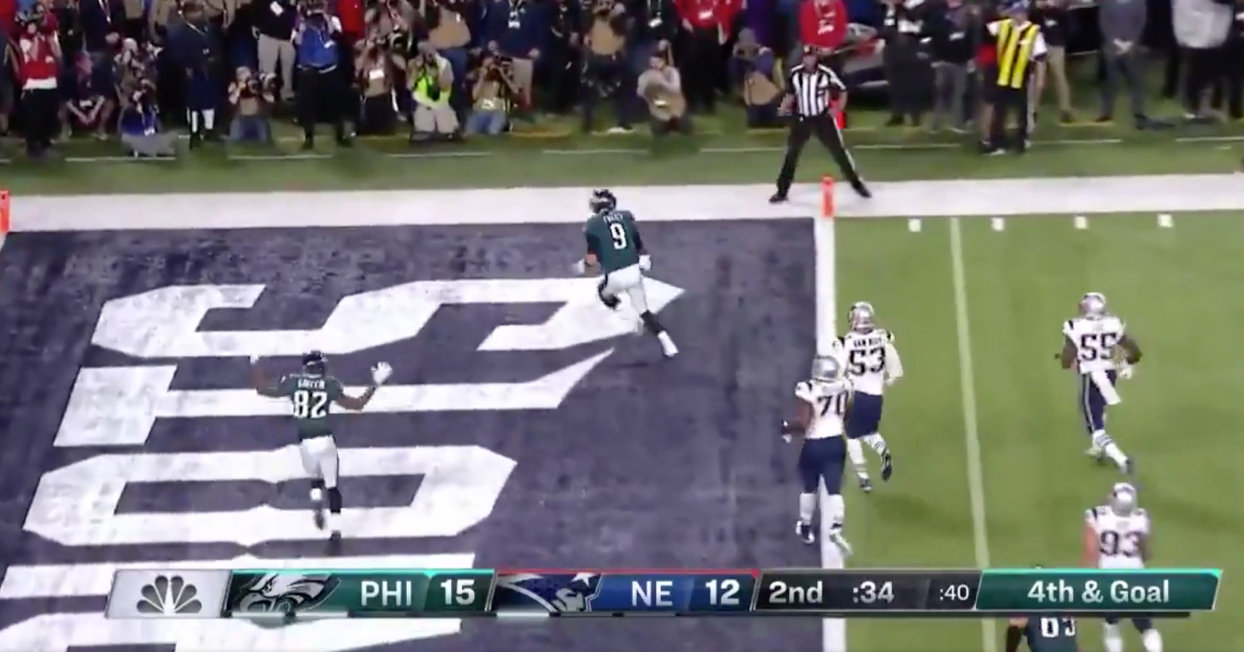 Super Bowl LII: Nick Foles catches TD pass on Eagles' trick play on  fourth-and-goal - Newsday