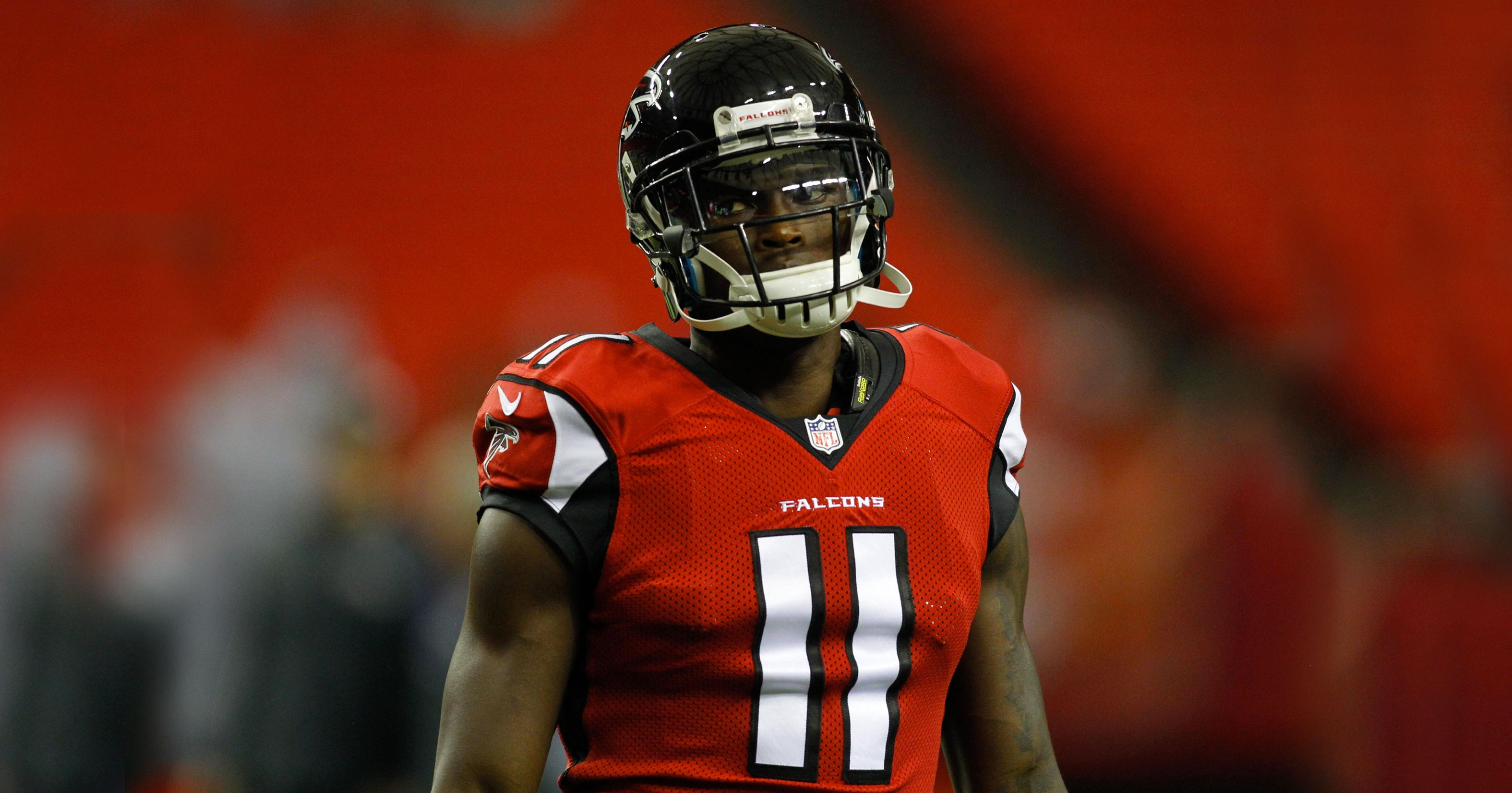 Julio Jones Has Fans In Panic After Unfollowing Team, His Teammates & D...