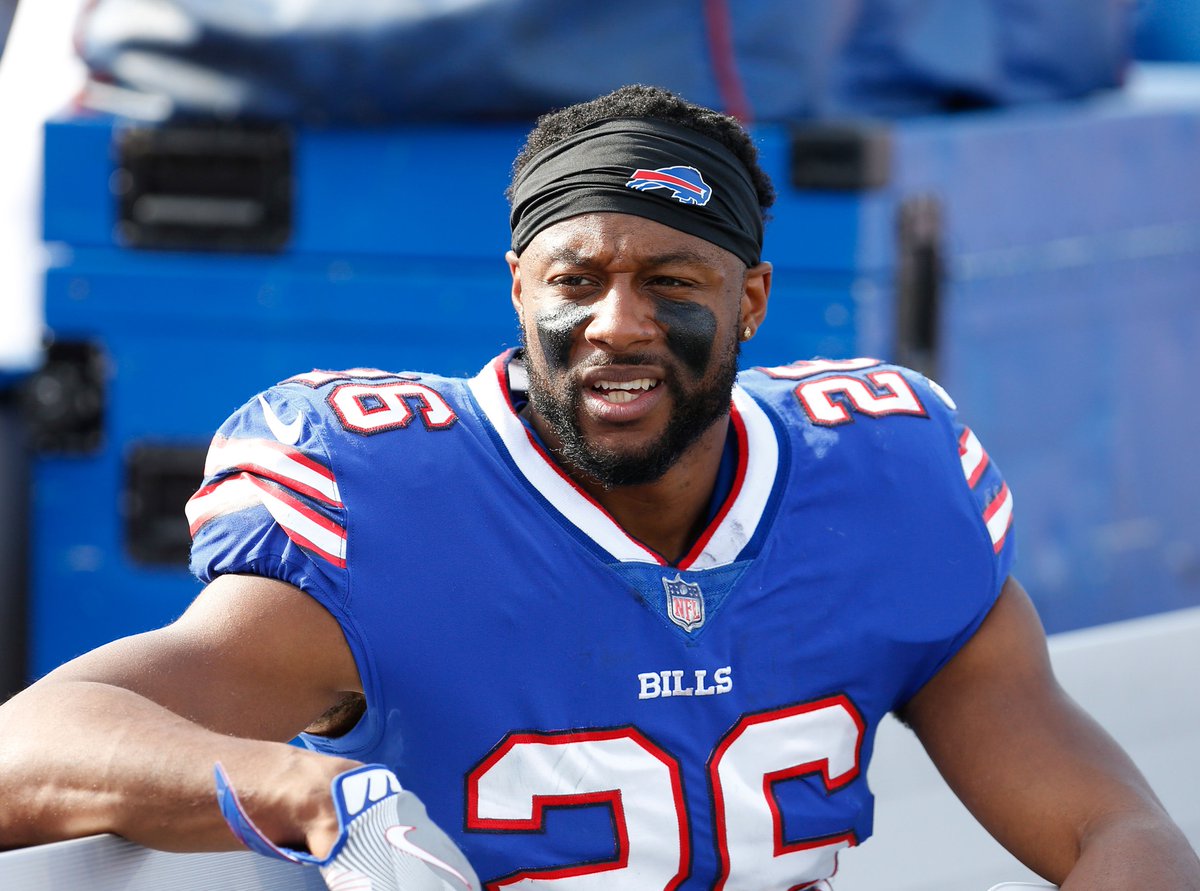 VIDEO: Bills' Taiwan Jones Bloodied After Taking Brutal Shot To Head ...