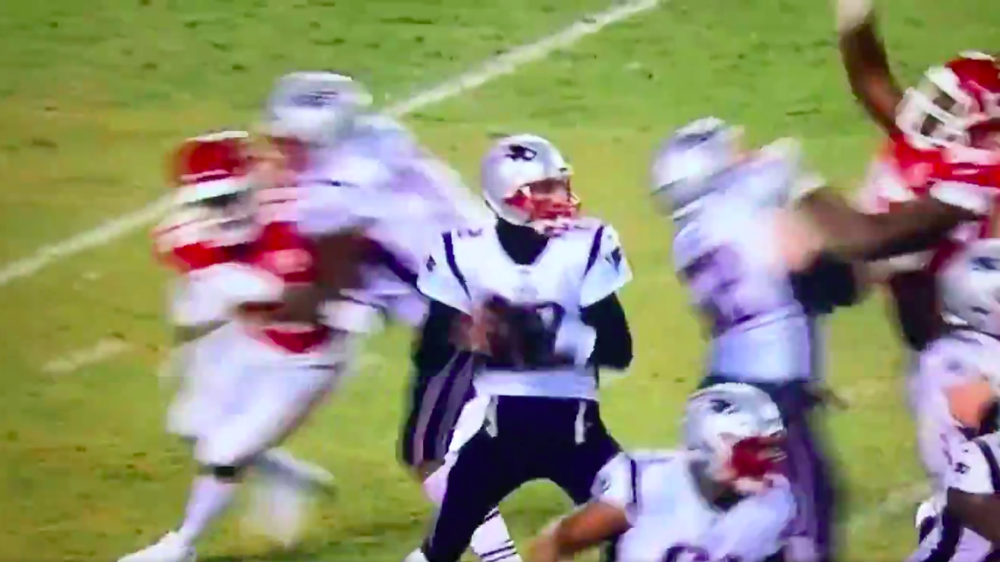 Kansas City Chiefs Get Called For A Horrible Roughing The Passer Call - Daily Snark1436 x 807