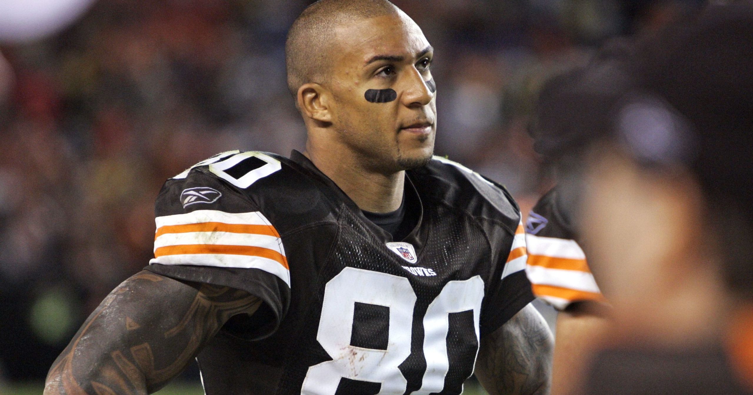 Tight end Kellen Winslow of the Cleveland Browns walks during the