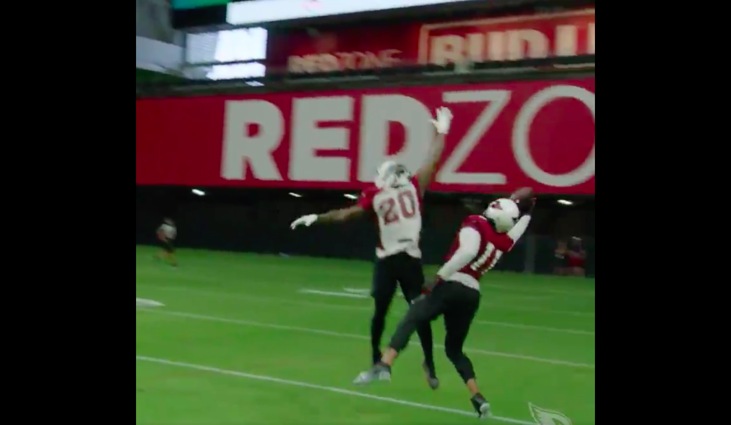 Arizona Cardinals ' Larry Fitzgerald (11) makes a catch during practice at  the NFL football team's training camp Thursday, June 7, 2018, in Tempe,  Ariz. (AP Photo/Matt York Stock Photo - Alamy