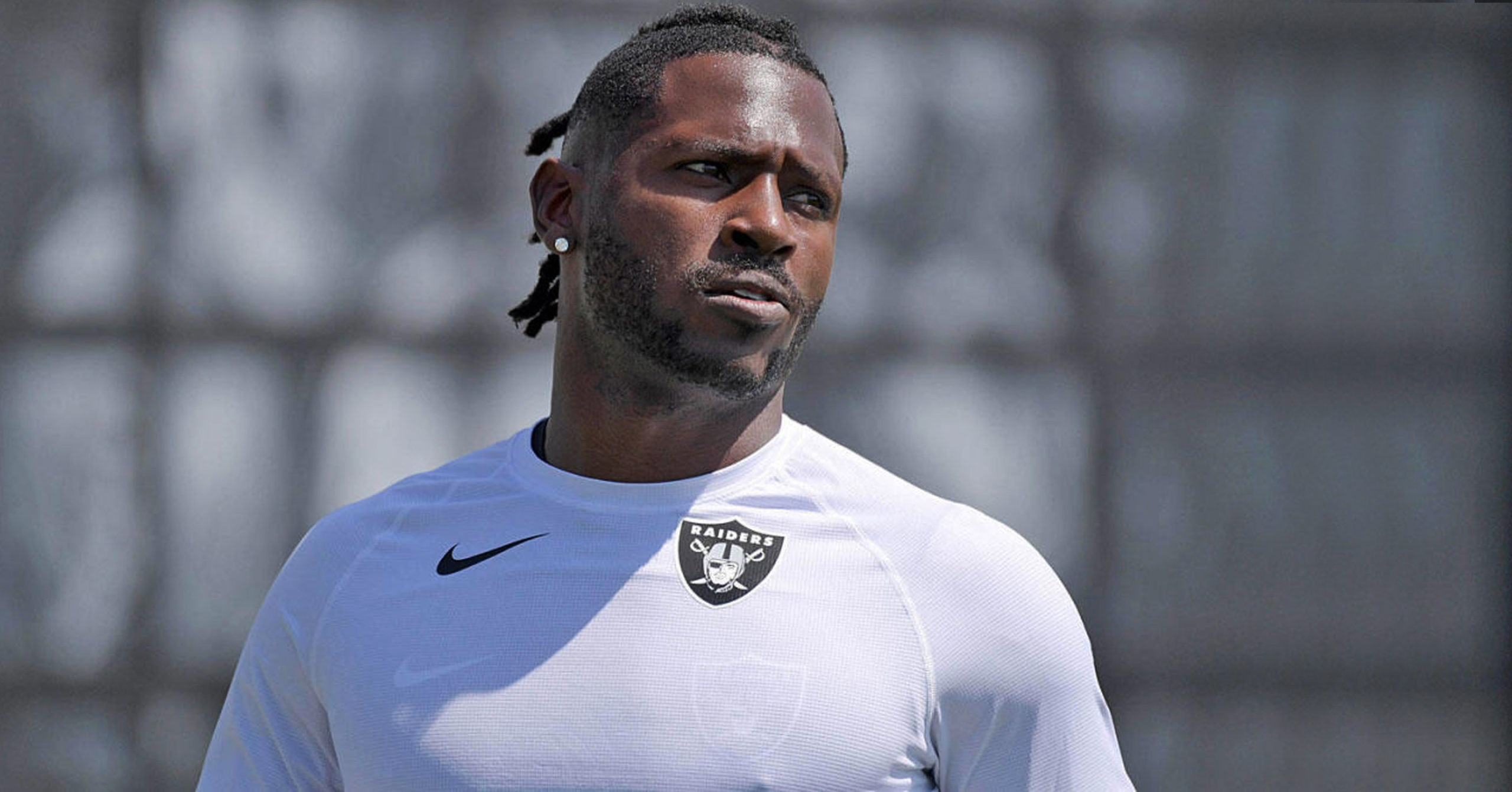 Antonio Brown suspended: Raiders WR fights with Mike Mayock