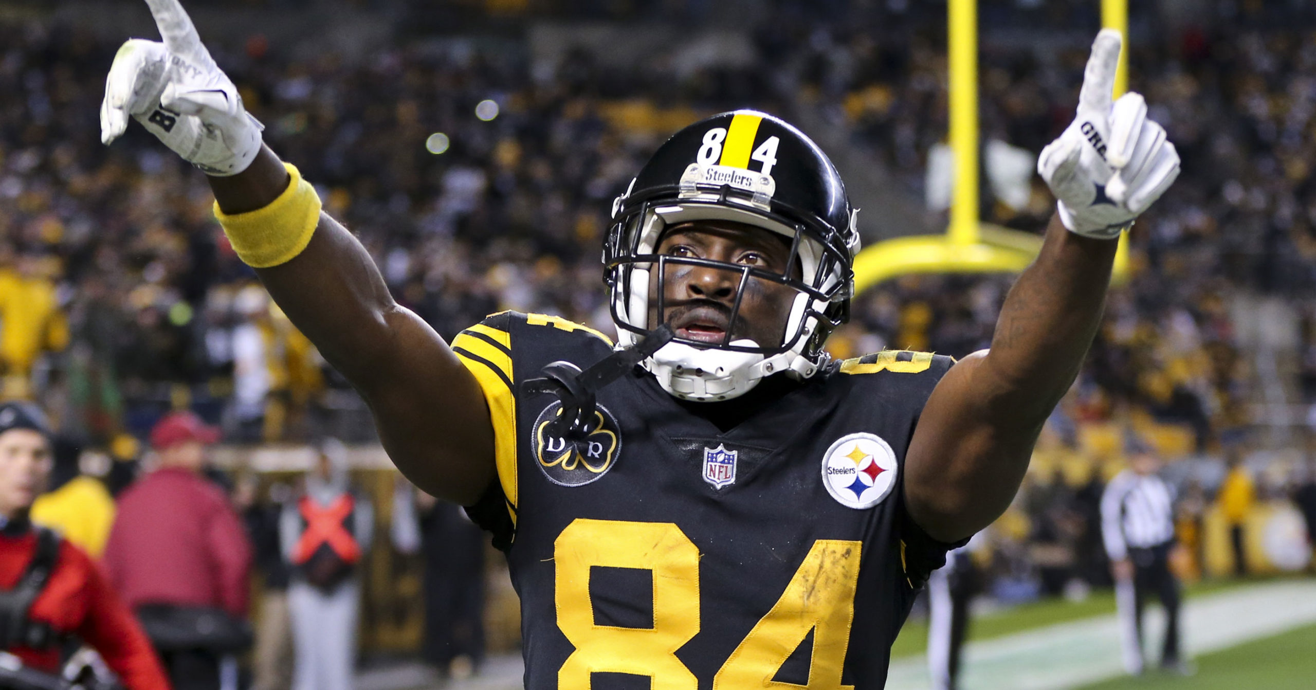 Antonio Brown claims he's open to playing again for Steelers - CBS  Pittsburgh