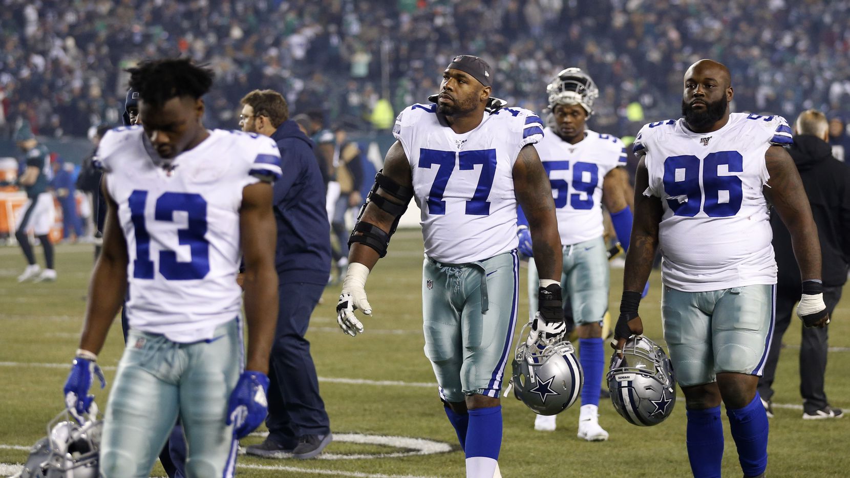 Cowboys Stuck In Philadelphia After Loss After Team Plane Stops Functioning