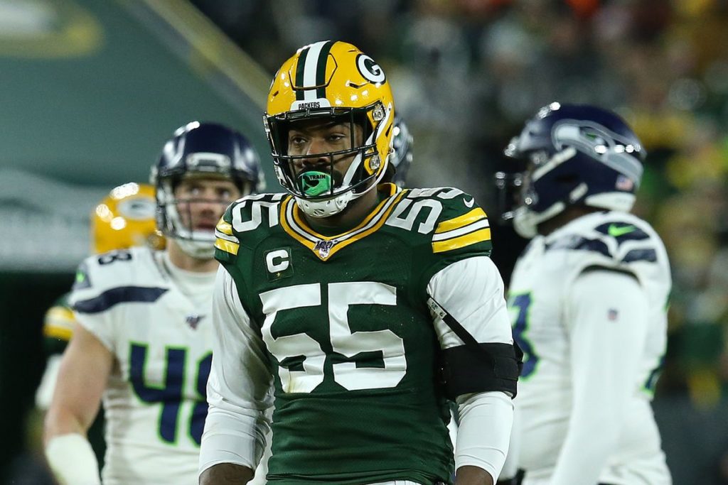 It Sure Looks Like Packers' Za'Darius Smith Was Wearing A Green Thong  During Playoff Game vs Seahawks - Daily Snark