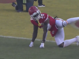 REPORT: Chiefs Could Try To Trade WR Tyreek Hill Depending On Contract  Negotiations - Daily Snark