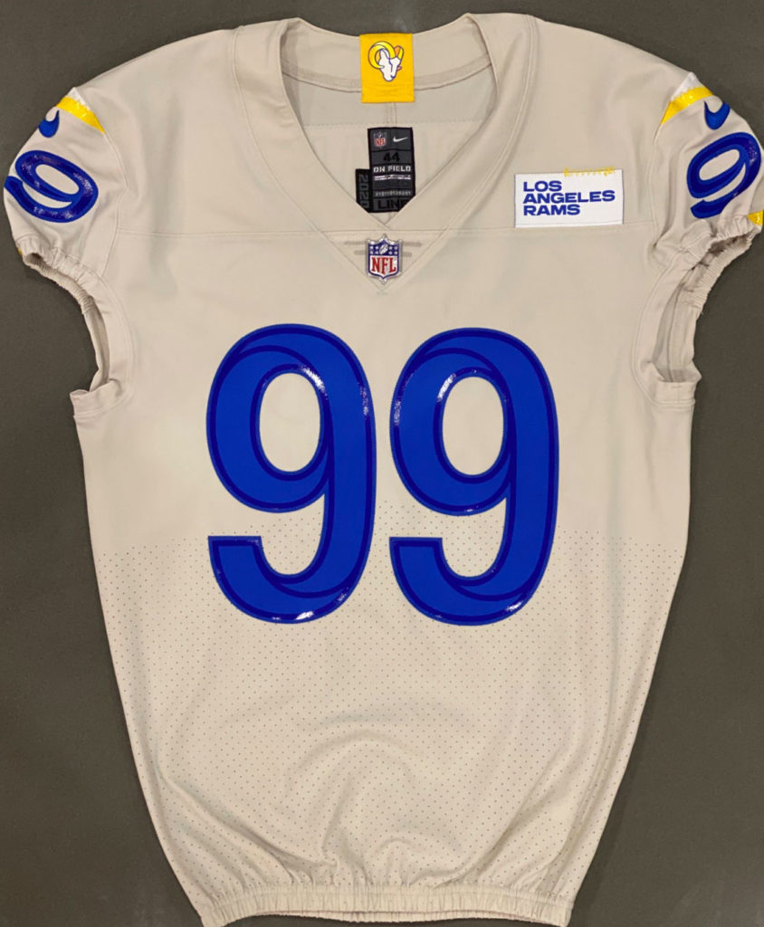 Are The LA Rams New Bone Colored Uniforms The Worst In Sports? (PICS)