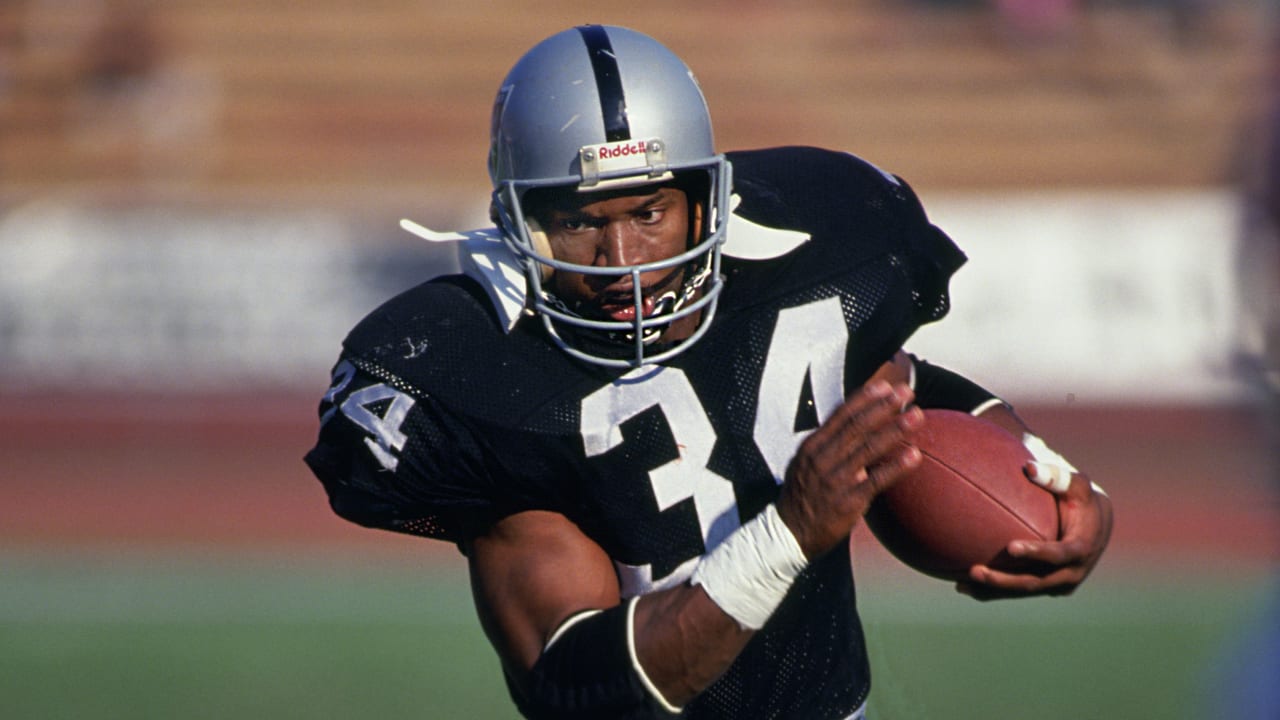 Bo Jackson Says He Would Average 350400 Yards Per Game If He Played In Today's NFL Daily Snark