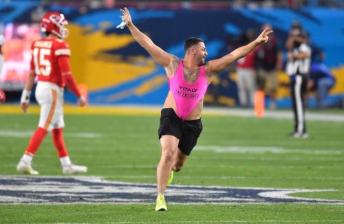 super bowl streaker not getting paid