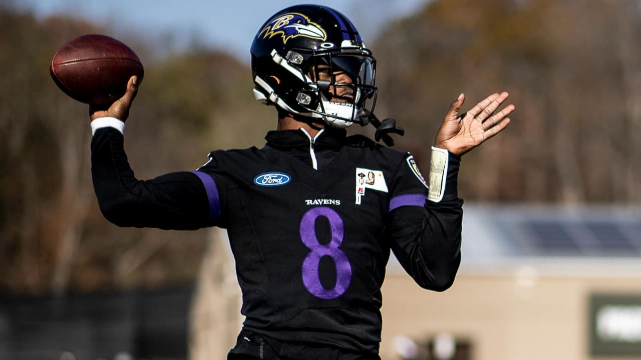 Football on X: Lamar Jackson really got a hand warmer built into his jersey.  Never seen that before. 