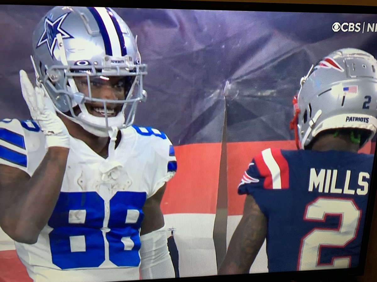 Cowboys' CeeDee Lamb scores game-winning TD, waves goodbye to Patriots  defender