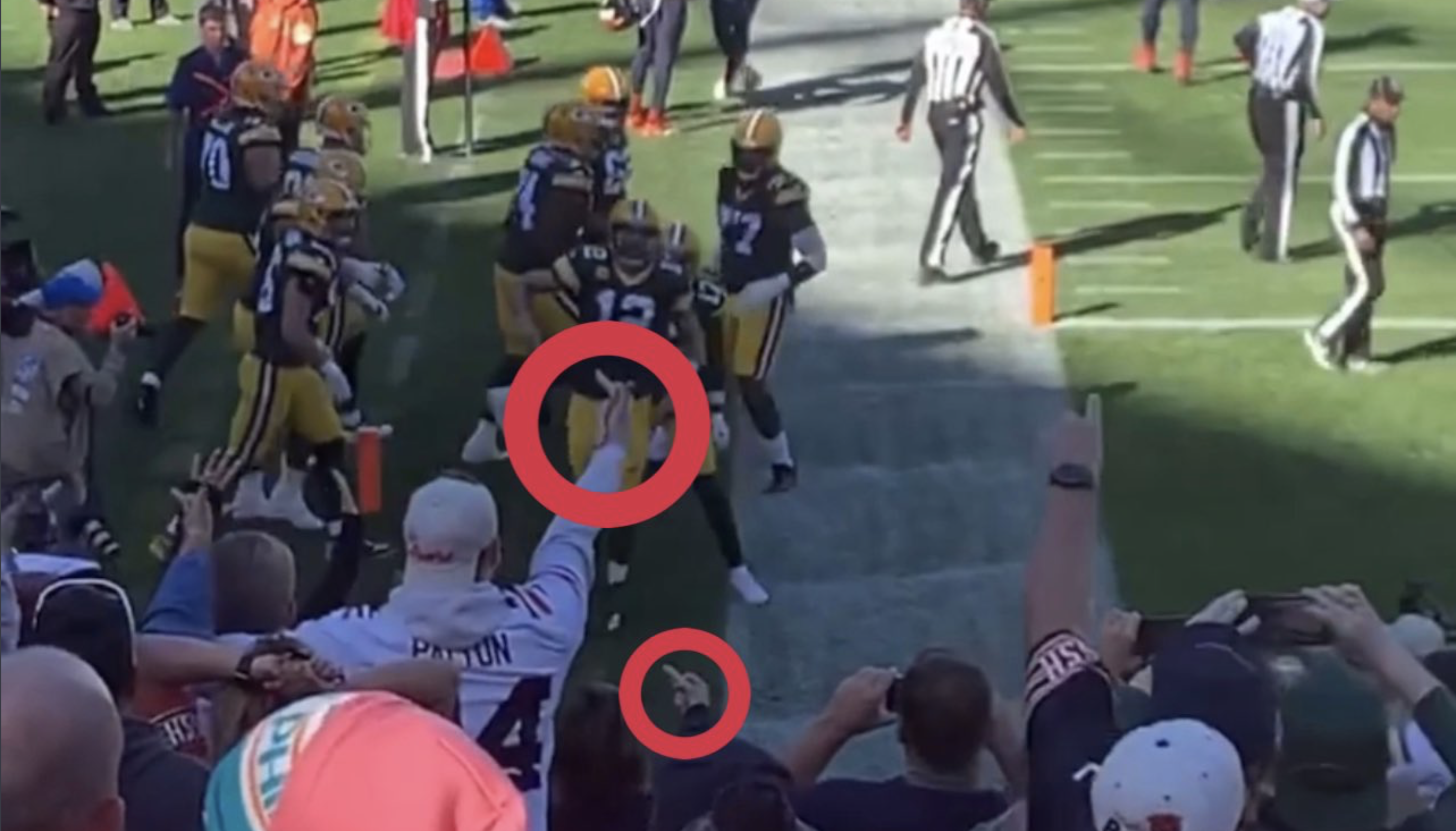 Aaron Rodgers Flipped Off By Multiple Bears Fans Before Yelling 'I Still  Own You', News, Scores, Highlights, Stats, and Rumors