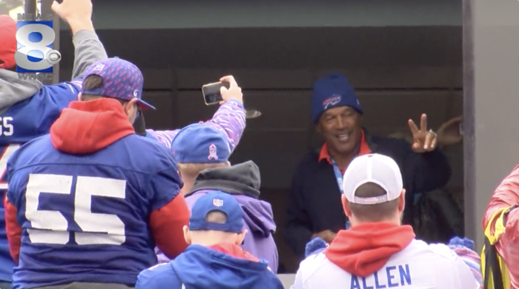 Buffalo Bills Fans Went Crazy With O.J. Simpson Showing Up To Game