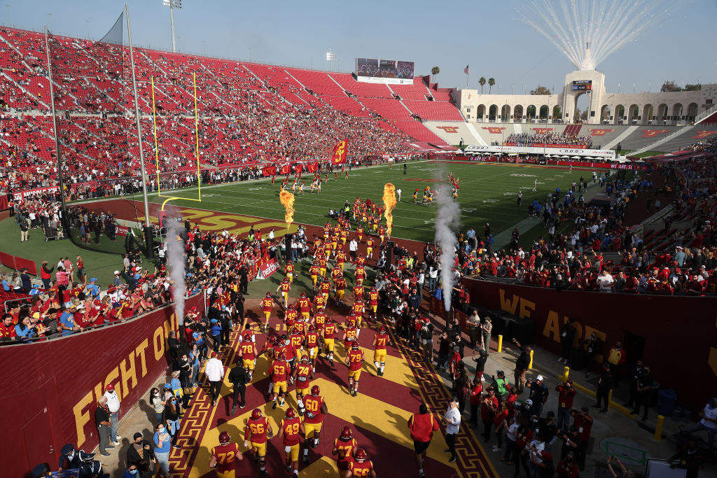 USC Forced To Apologize After Home Crowd Chants ‘Fu*k The Mormons ...