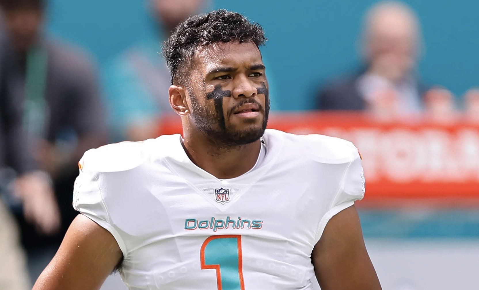 Dolphins player says he's 'wasting my career' playing with Tua