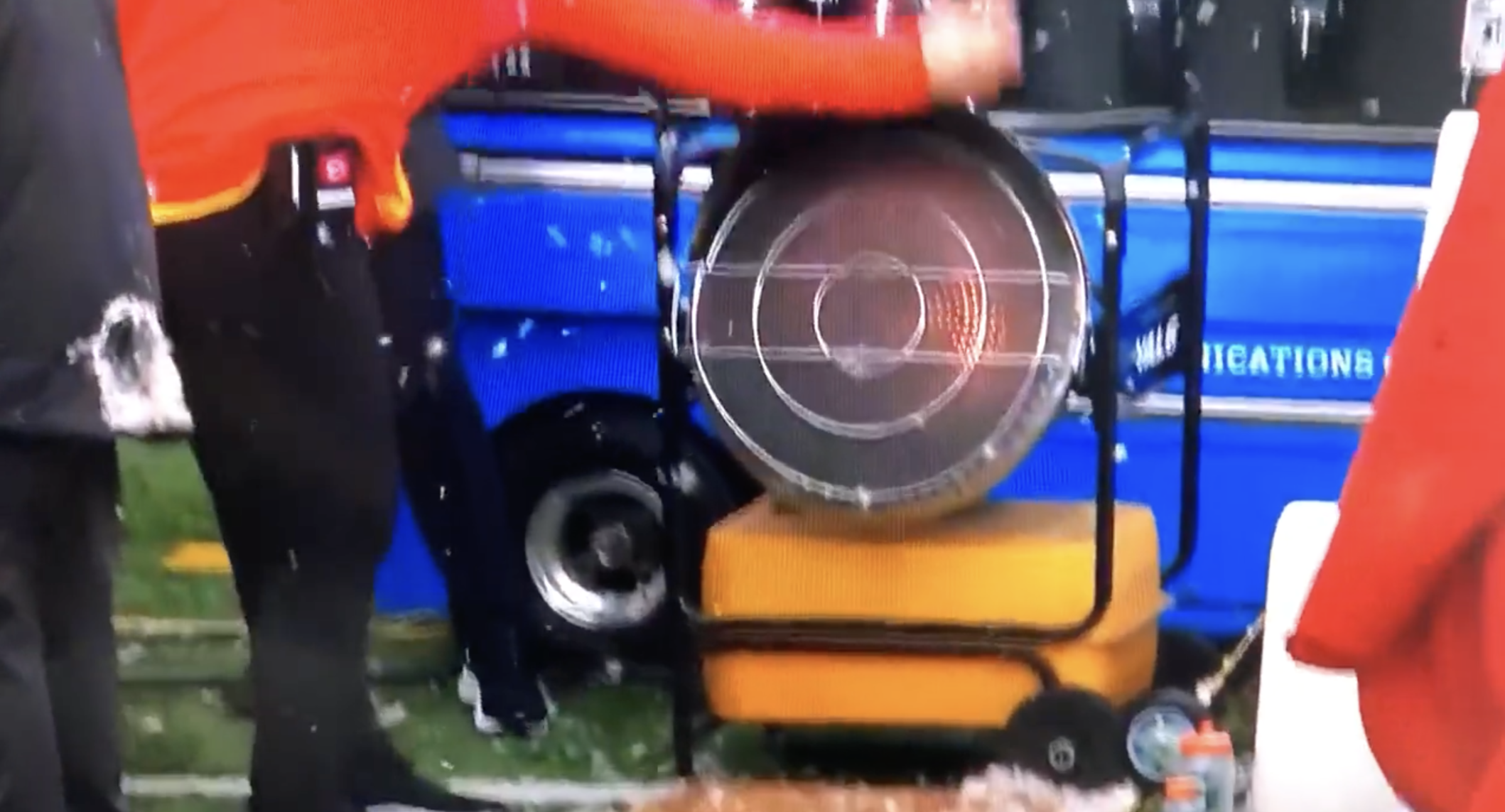 Chiefs' staff member's jacket catches on fire on sideline during Bengals'  game