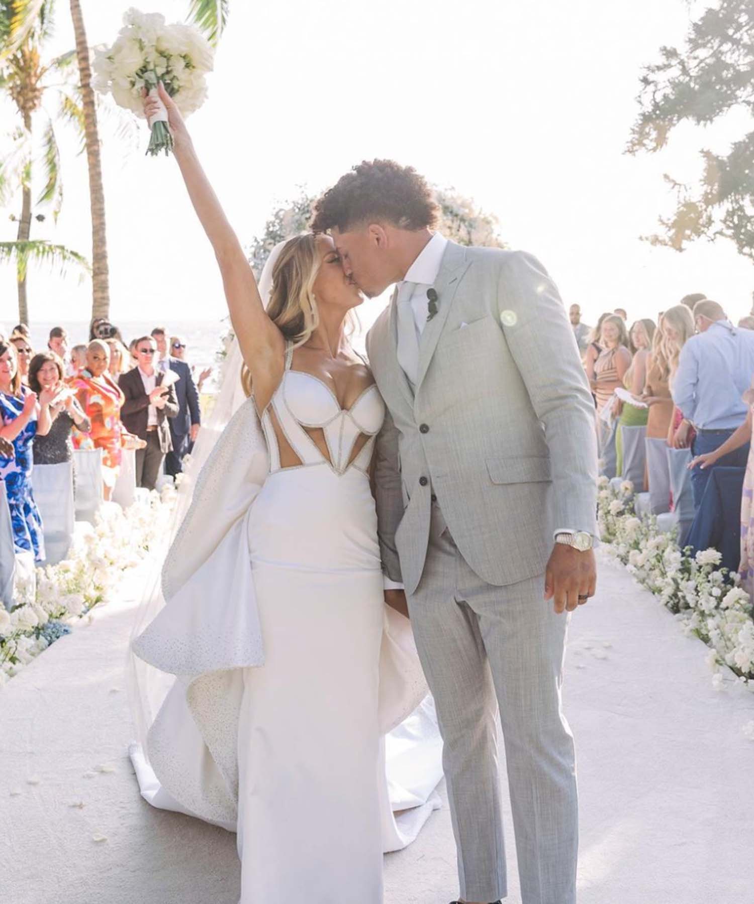Patrick Mahomes Officially Ties The Knot With Fiancé Brittany Matthews ...