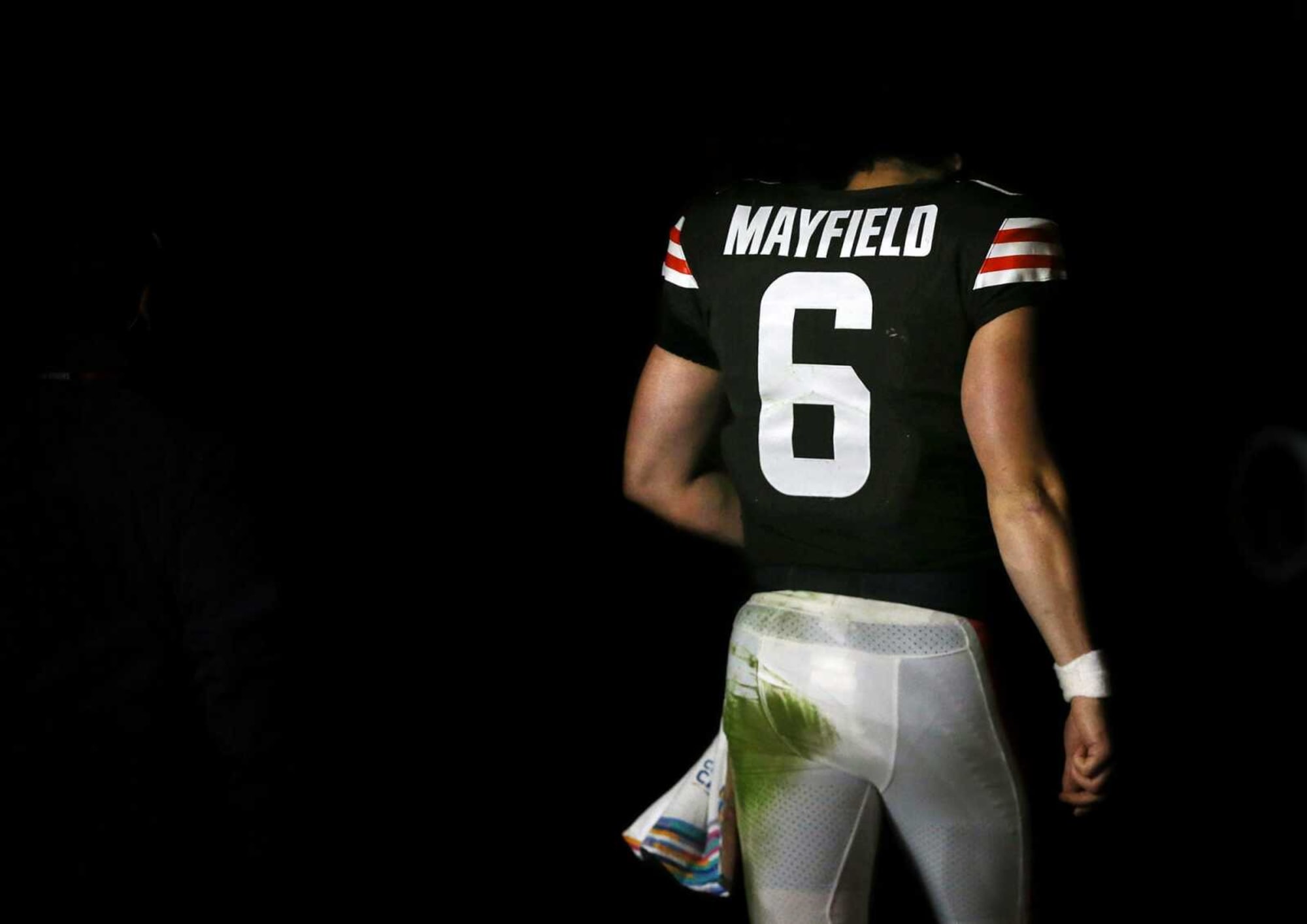 Seahawks, Panthers Reportedly Still Interested In Baker Mayfield, 'In A  Holding Pattern' Over Salary - Steelers Depot