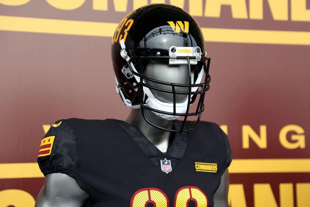 Washington Commanders breaking out all-black uniforms for first time in  franchise history