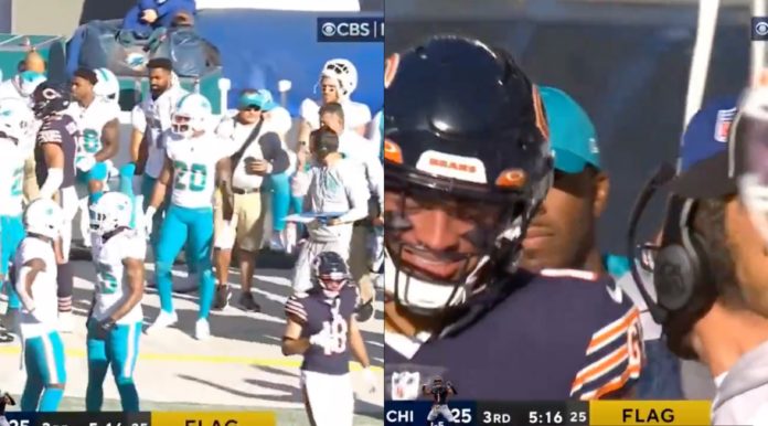 Mike McDaniel Spotted On Sidelines Begging Justin Fields To Stop 