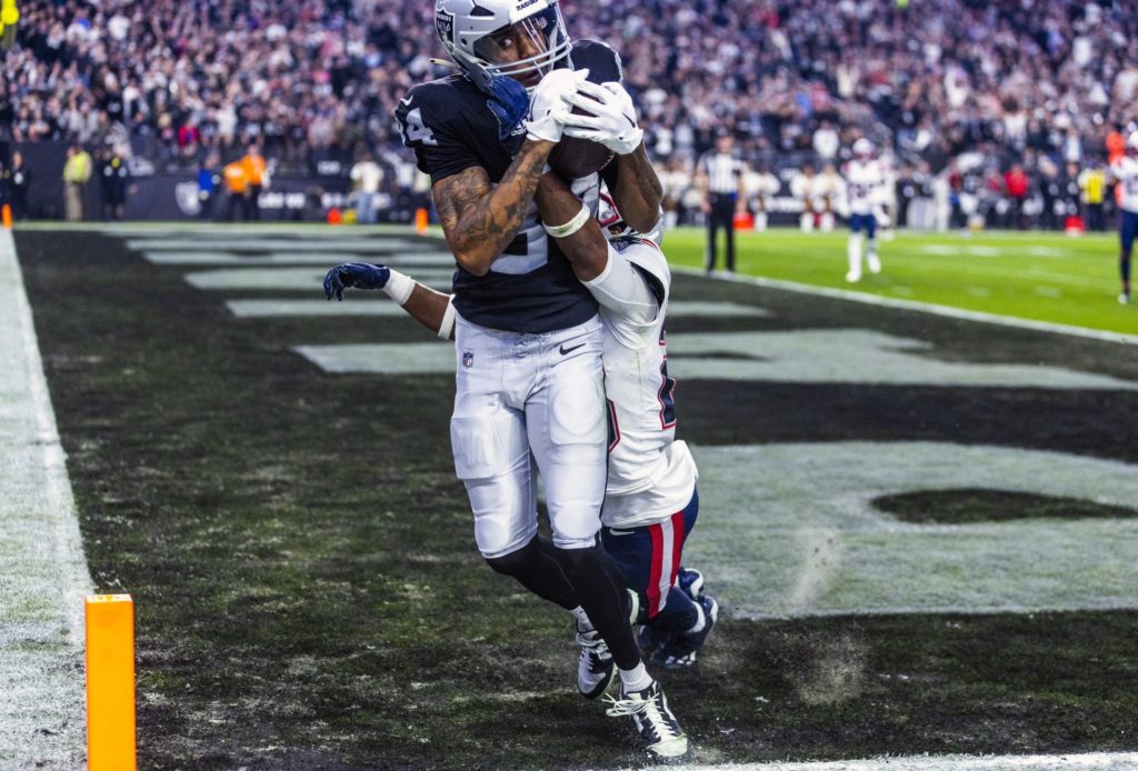 New Image From Raiders Late Game-Tying TD Proves What We All Knew - It  Shouldn't Have Counted