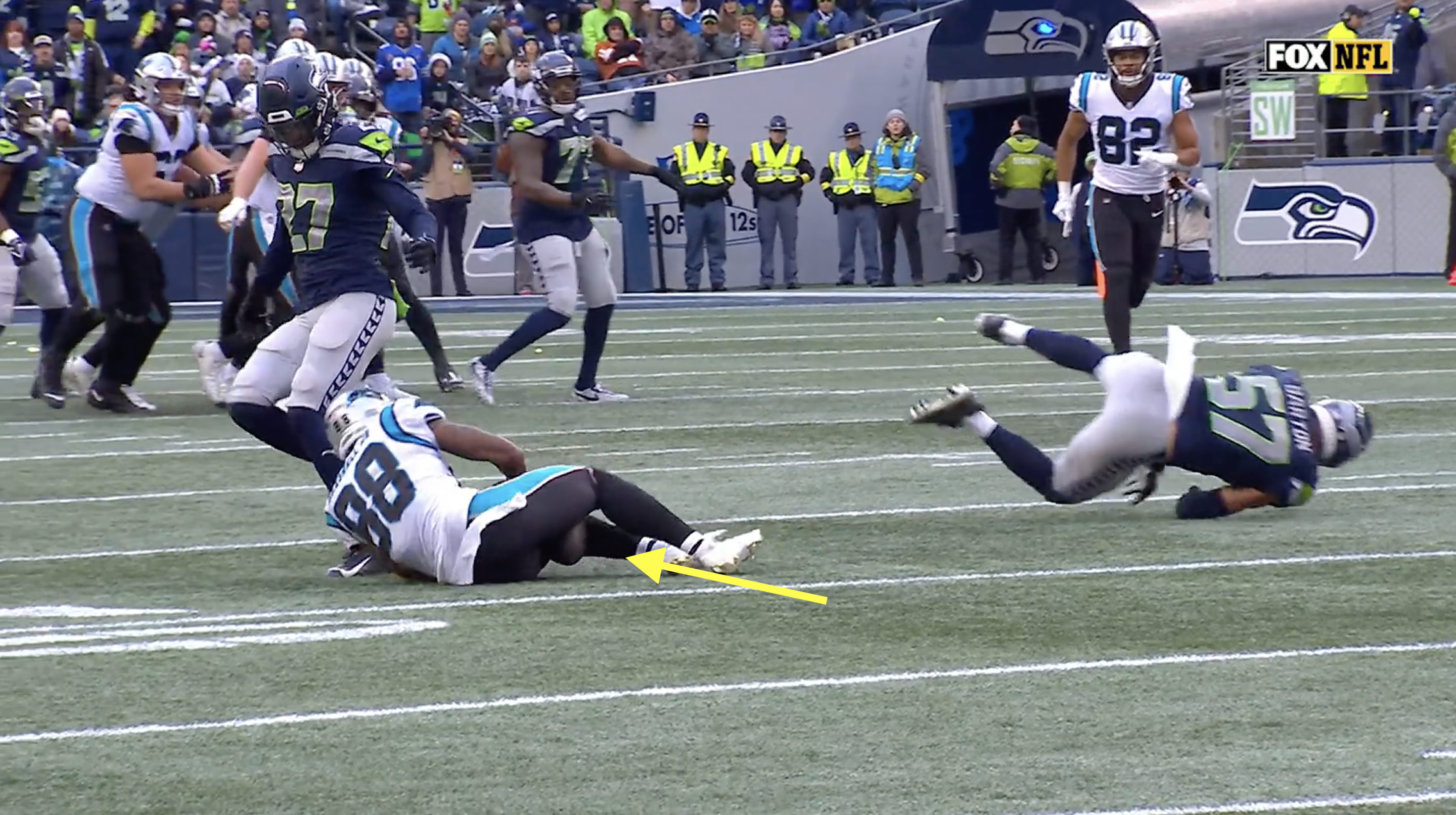 Panthers WR Terrace Marshall Jr. Makes A Ridiculous Catch With His Legs vs  Seahawks - Daily Snark