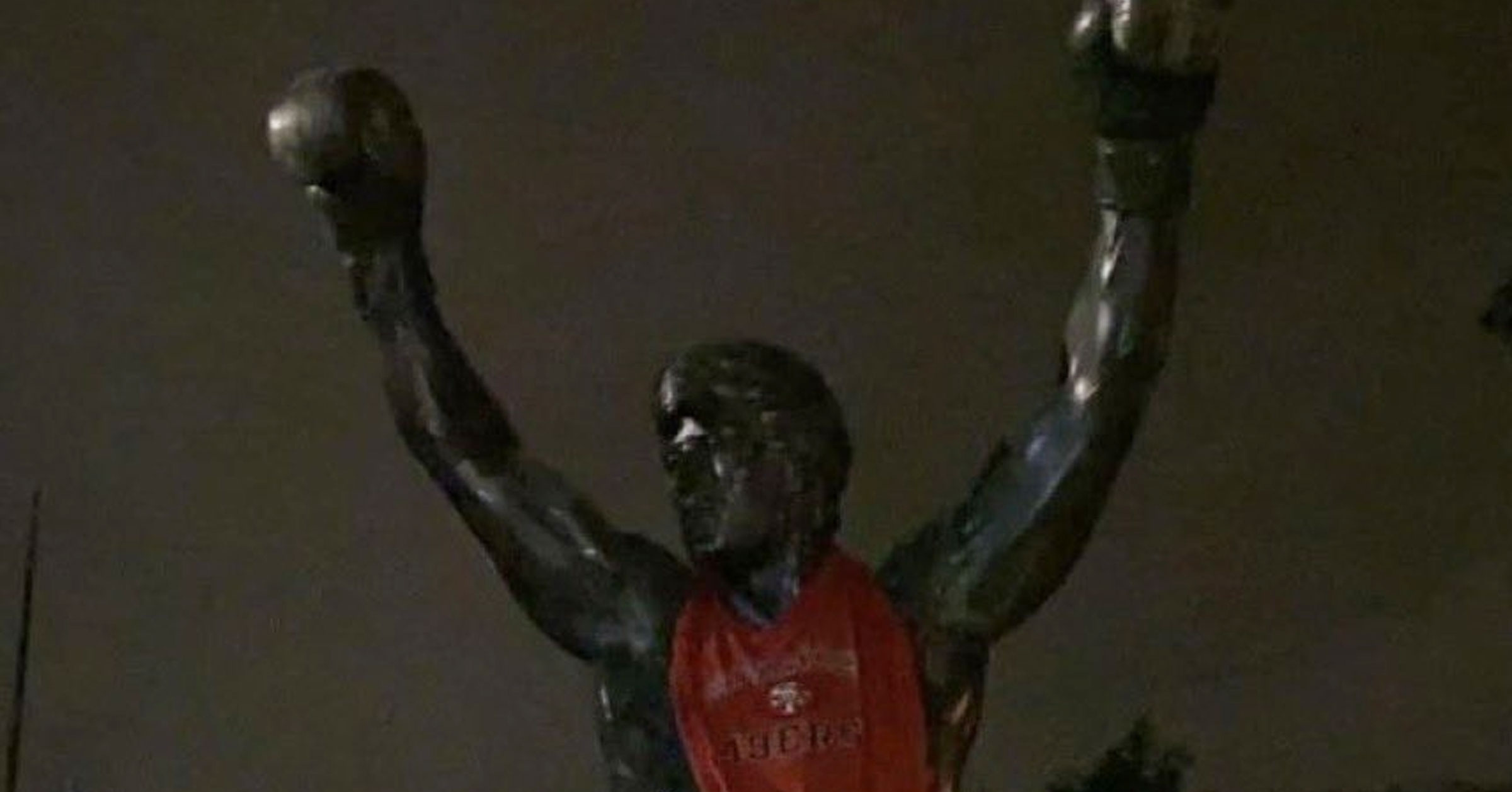 49ers fans rocky statue