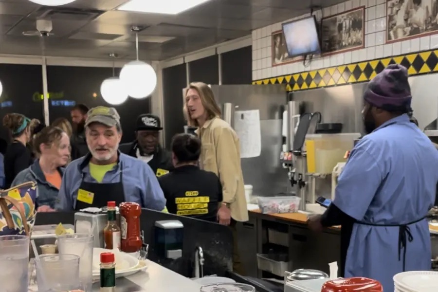 Trevor Lawrence Celebrated Comeback Playoff Win By Going To Waffle