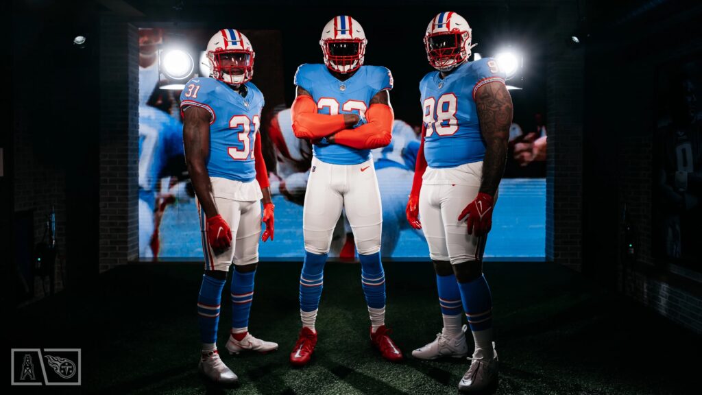 BREAKING: Titans Unveil Throwback Houston Oilers Jerseys - Daily Snark