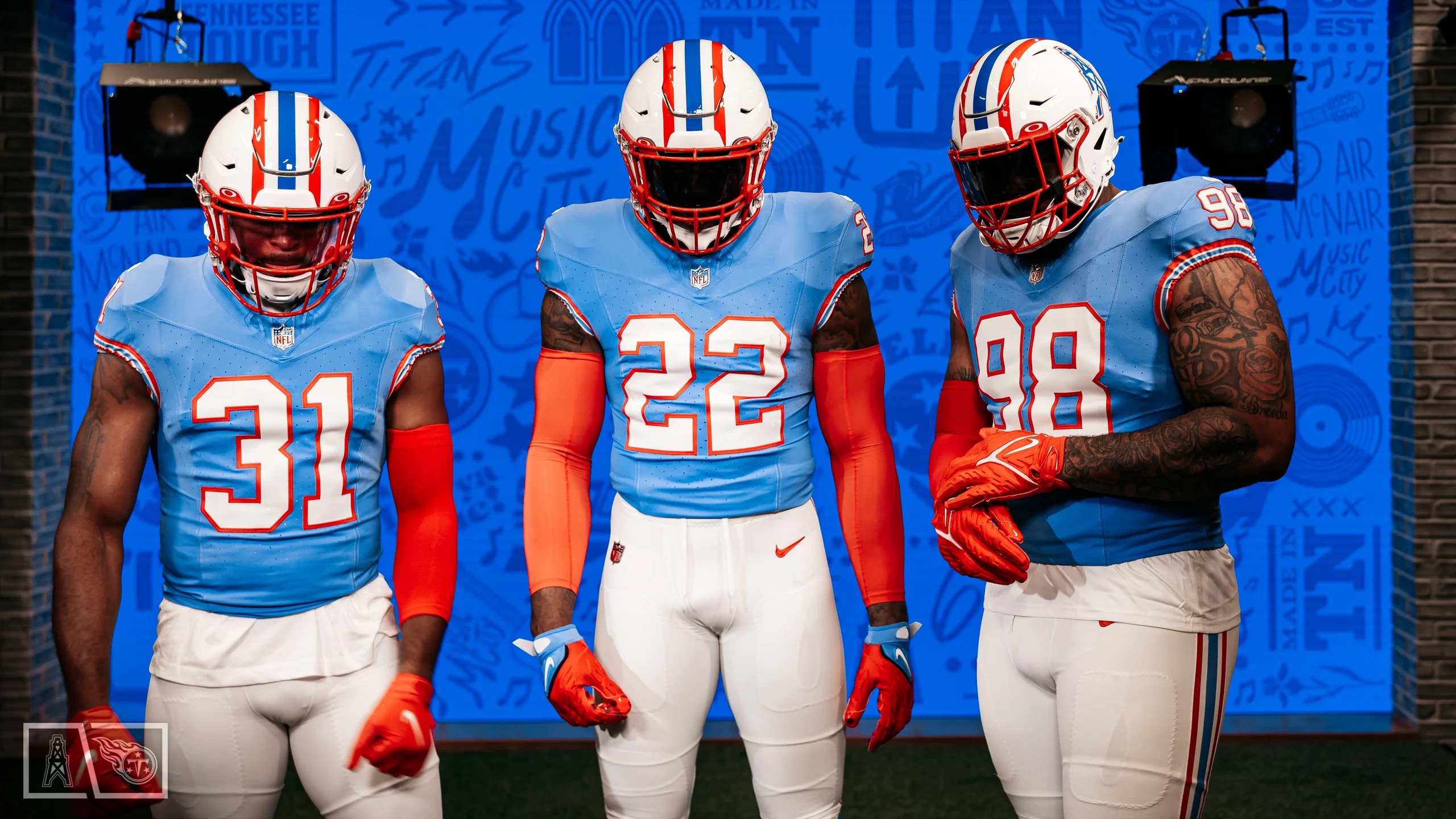 BREAKING: Titans Unveil Throwback Houston Oilers Jerseys - Daily Snark