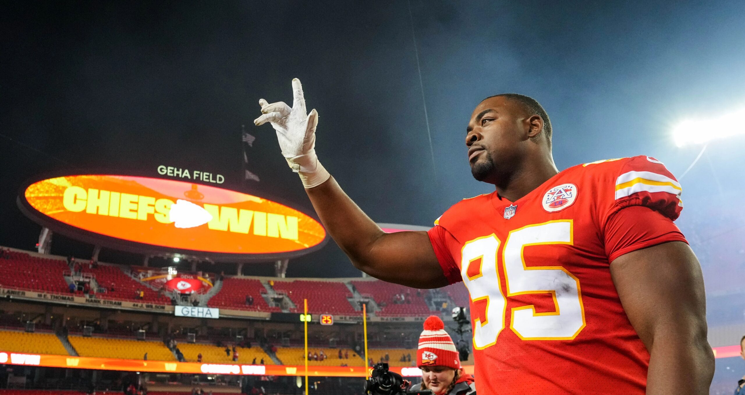 Photo: Chiefs' Chris Jones Attends Lions Game in Suite amid