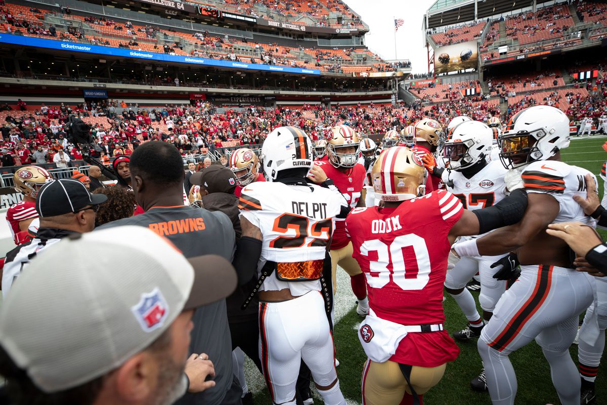 Deion Sanders to Players After Brawl: 'If One Fights, We All Fight