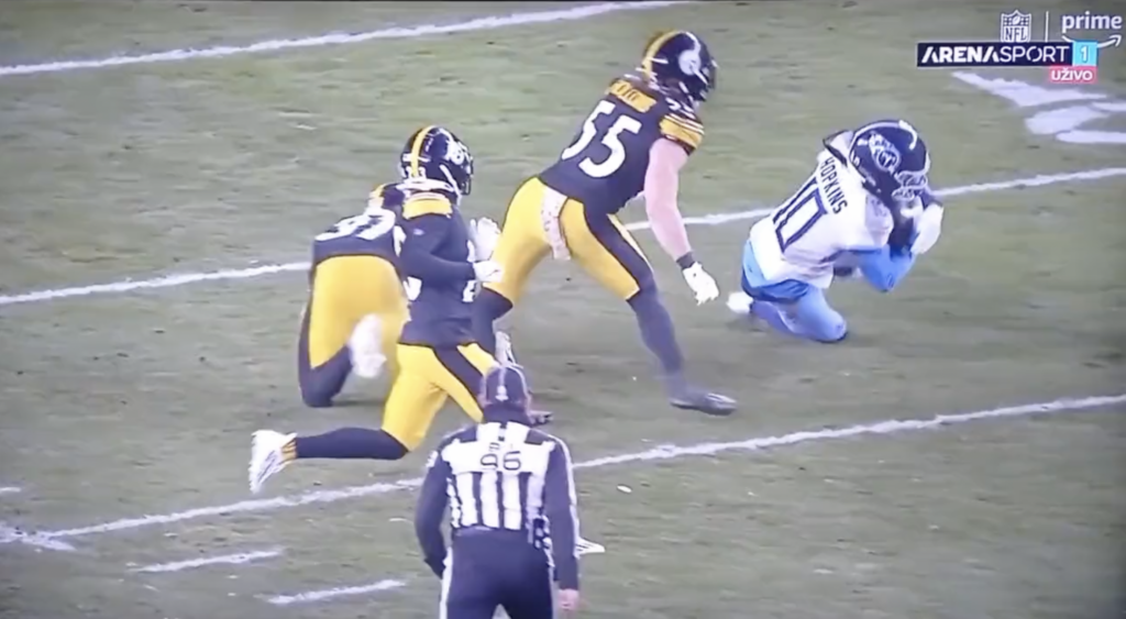 Steelers LB Cole Holcomb Carted Off After Suffering Gruesome Knee ...