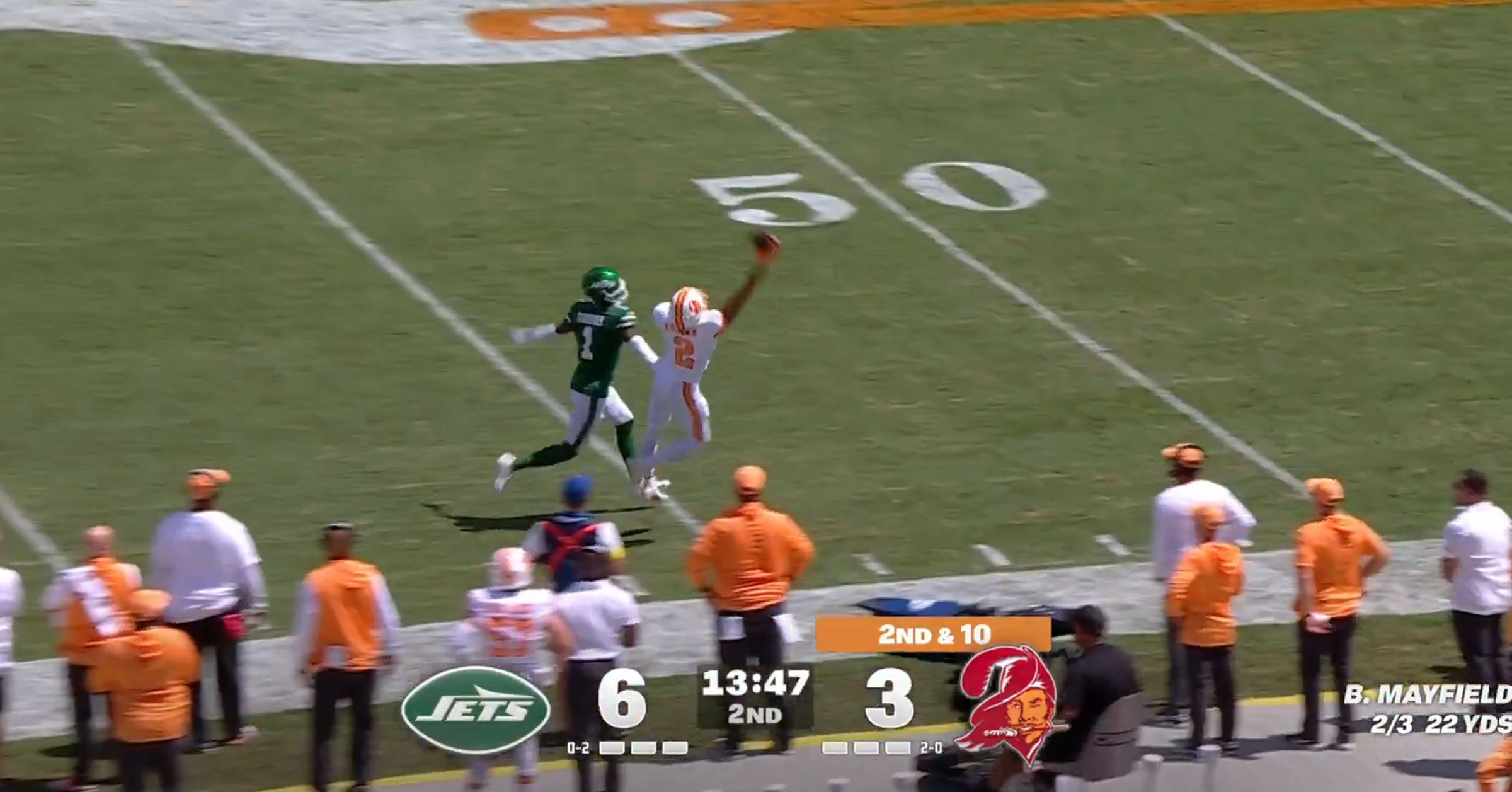 Bucs Rookie WR Emeka Egbuka Makes Ridiculous One-Handed Catch