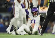 REPORT: Vikings QB Carson Wentz To Have Season-Ending Shoulder Surgery