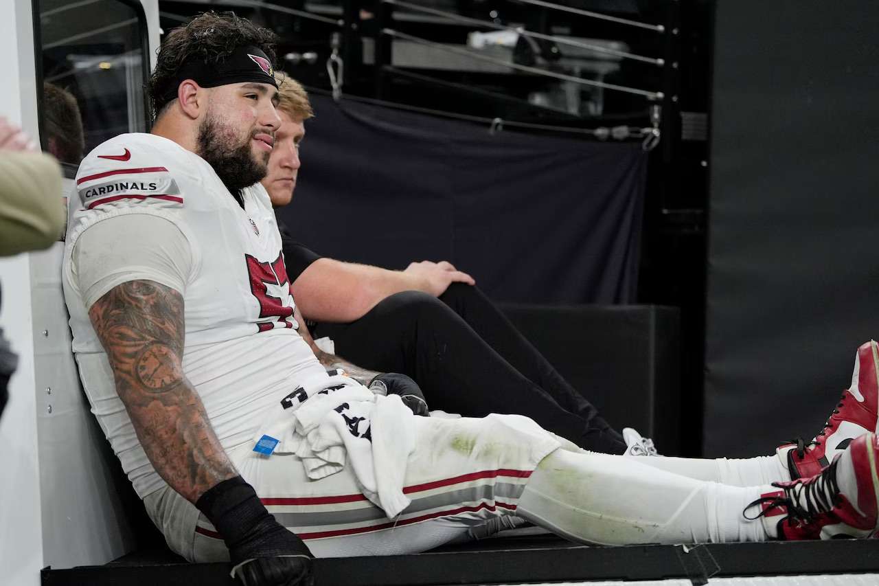Cardinals OL Chase Bisontis Suffered A Season-Ending Knee Injury In Preseason Game vs Raiders