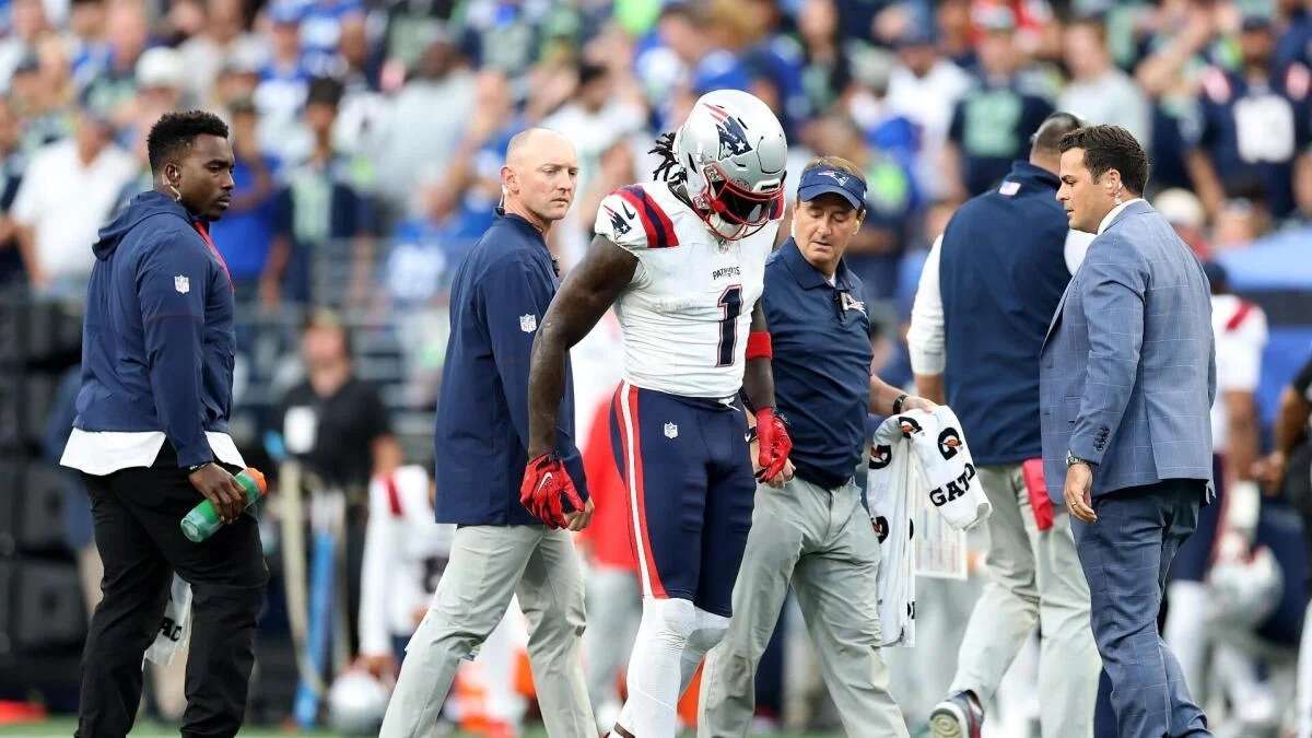 REPORT: A.J. Brown Expected To Miss 3-6 Weeks With High Ankle Sprain - Daily Snark