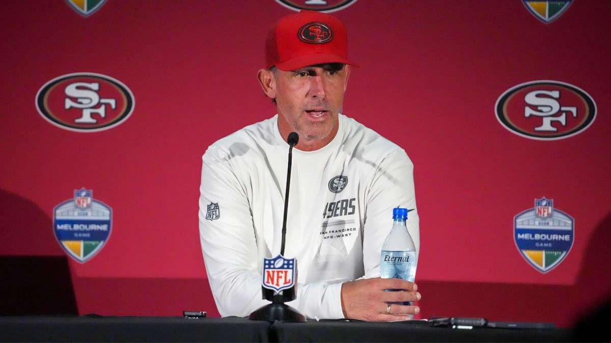 REPORT: 49ers ‘Quietly’ Signed HC Kyle Shanahan To A Contract Extension