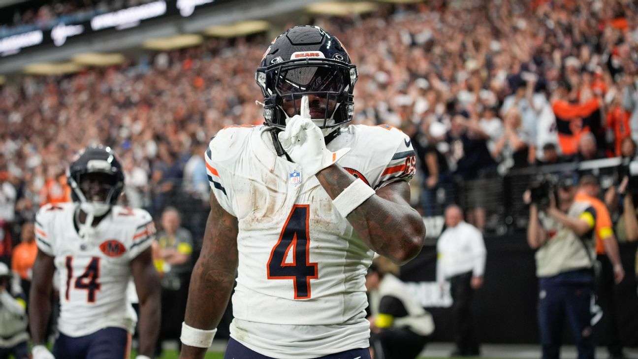 Bears Sign RB De’Andre Swift To A Three-Year Contract Extension