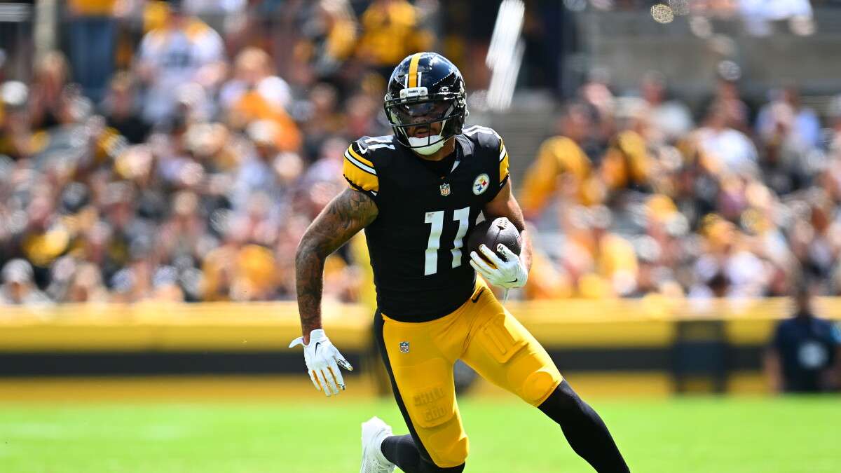 Steelers' Michael Pittman Jr. Will 'Miss Multiple Games' After Re-Injuring His Foot - Daily Snark
